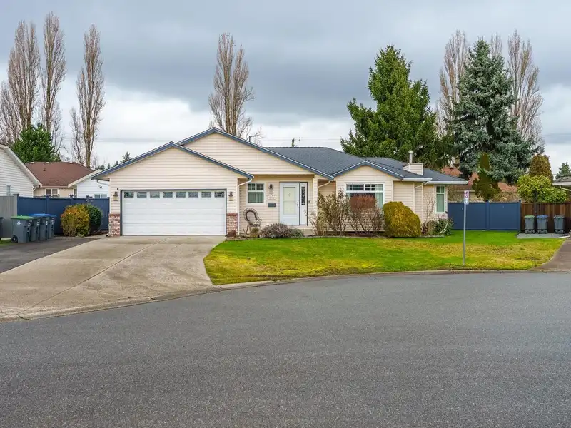 19225 59A AVENUE - photo 1 of 36