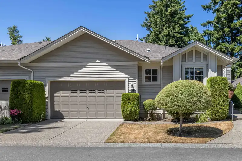 31 16888 80 AVENUE - photo 1 of 40