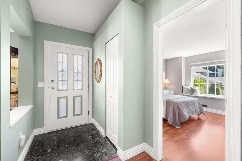 31 16888 80 AVENUE - photo 4 of 40