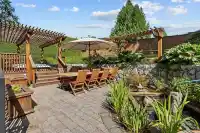 7488 WHELEN COURT - thumbnail 2