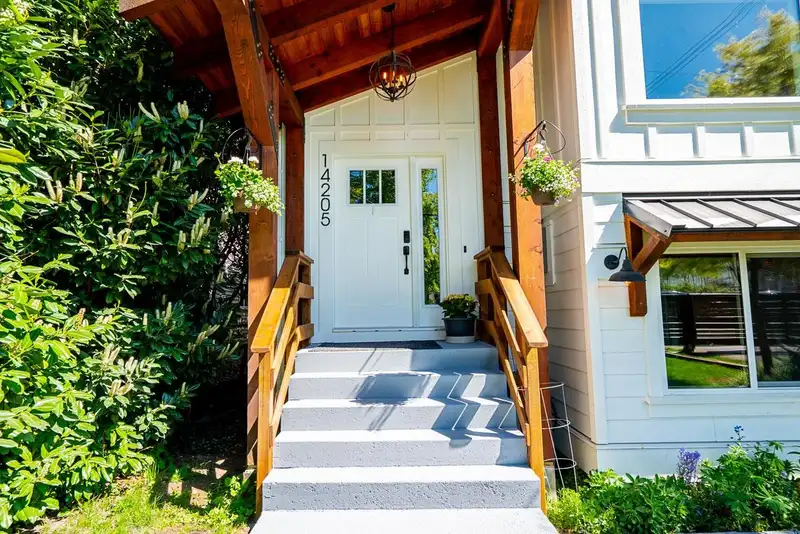 14205 MELROSE DRIVE - photo 2 of 40