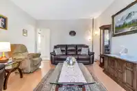 2560 ADANAC STREET - thumbnail 5