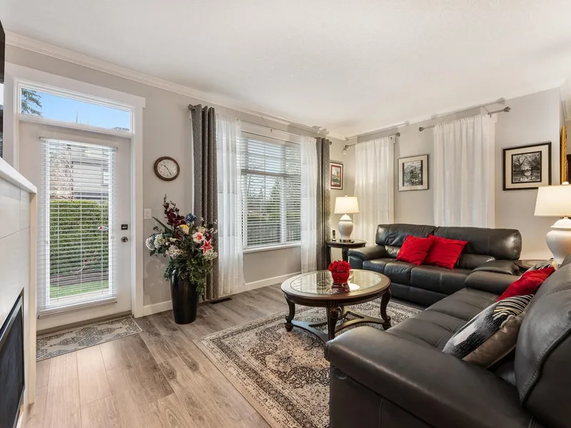 69 7138 210 STREET - photo 4 of 25