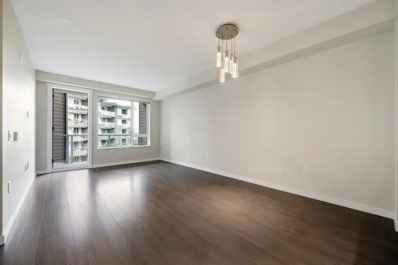 303 255 W 1ST STREET - photo 1 of 20