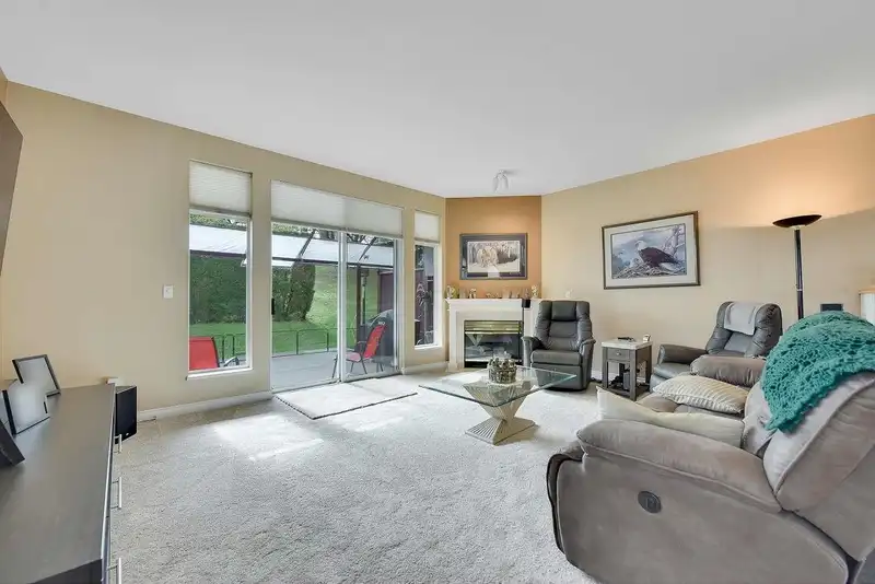 148 6875 121 STREET - photo 3 of 40