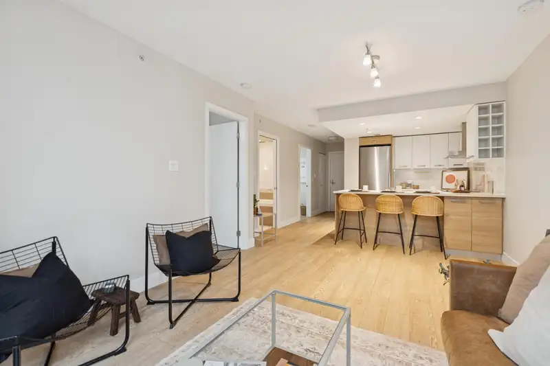 329 1783 MANITOBA STREET - photo 3 of 31