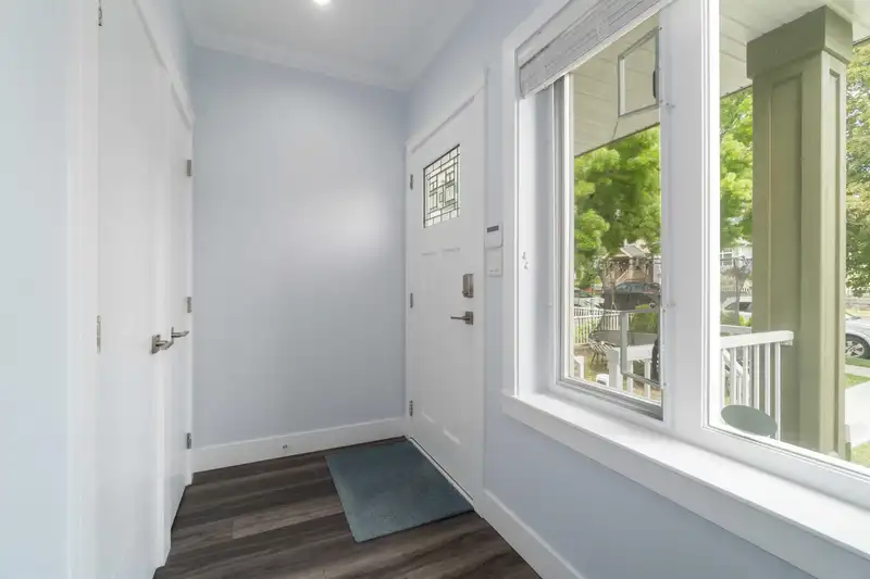 3164 VENABLES STREET - photo 3 of 39