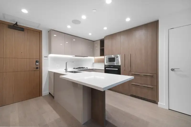 504 6811 PEARSON WAY - photo 4 of 37