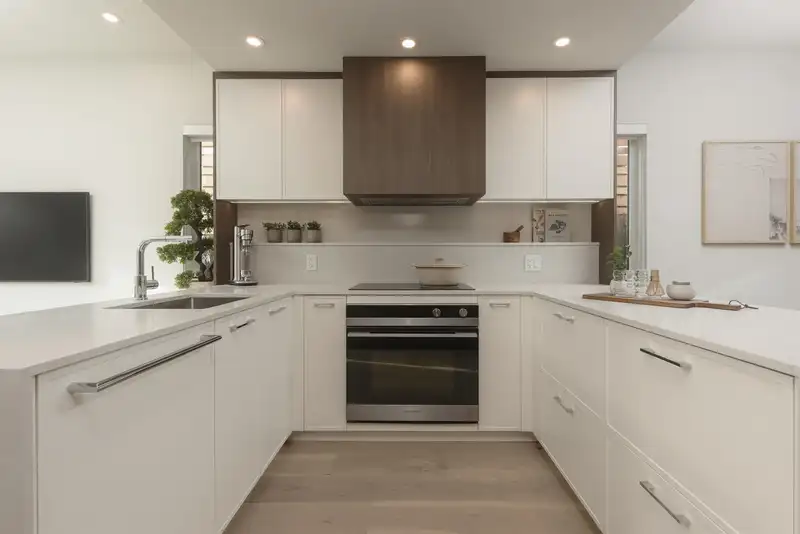 390 W 45TH AVENUE - photo 3 of 12