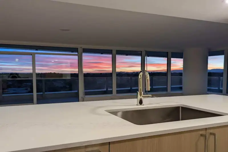 1904 9675 KING GEORGE BOULEVARD - photo 1 of 25