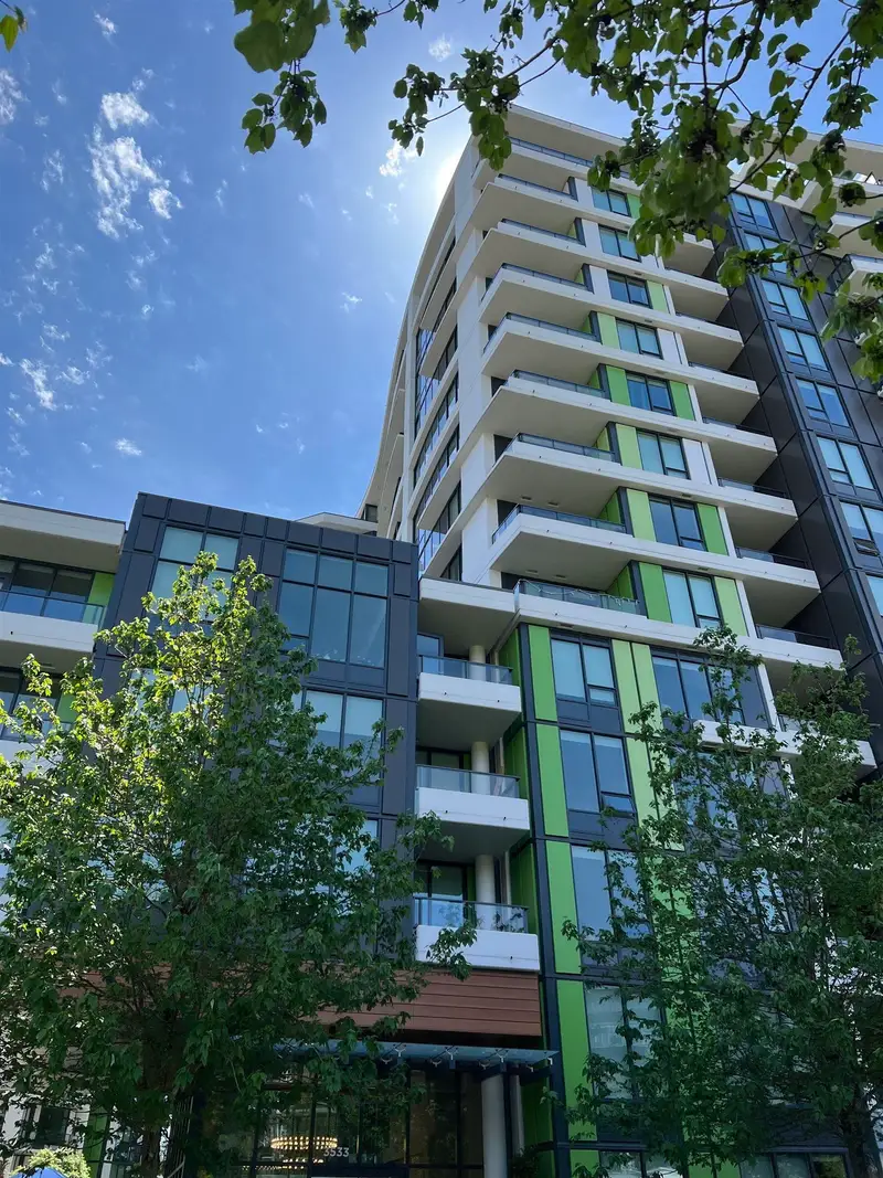 522 3563 ROSS DRIVE - photo 2 of 14