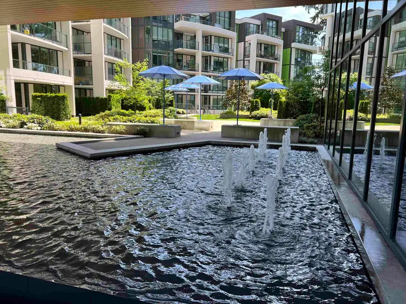 522 3563 ROSS DRIVE - photo 3 of 14