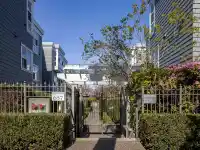 210 655 W 7TH AVENUE - thumbnail 2