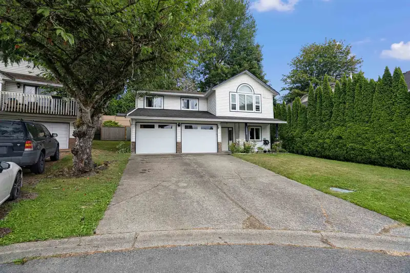 10258 SHEAVES COURT - photo 2 of 39