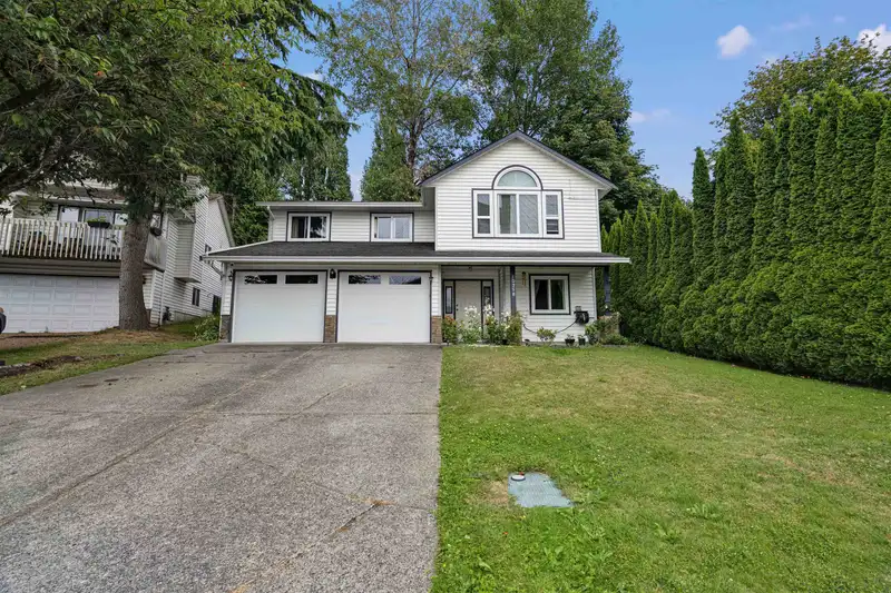 10258 SHEAVES COURT - photo 4 of 39