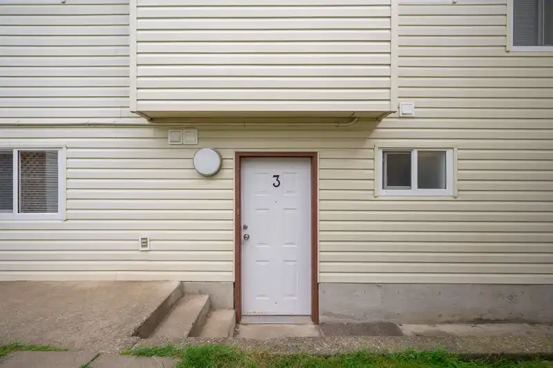 1713 156TH STREET - photo 3 of 37