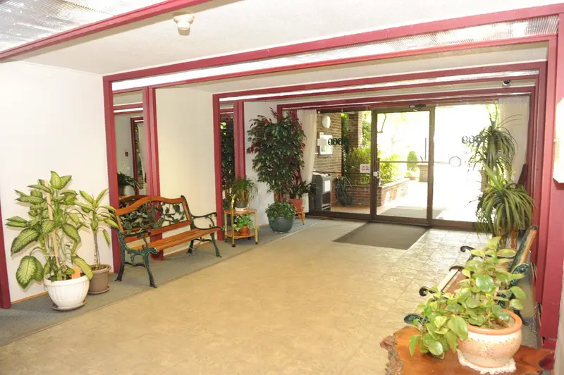 106 6669 TELFORD AVENUE - photo 2 of 19