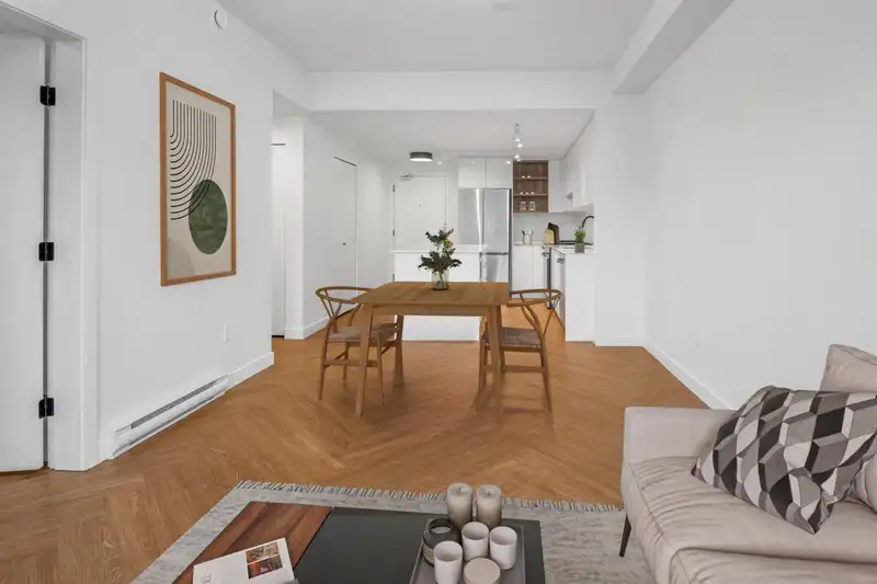 619 3229 ST JOHNS STREET - photo 4 of 40