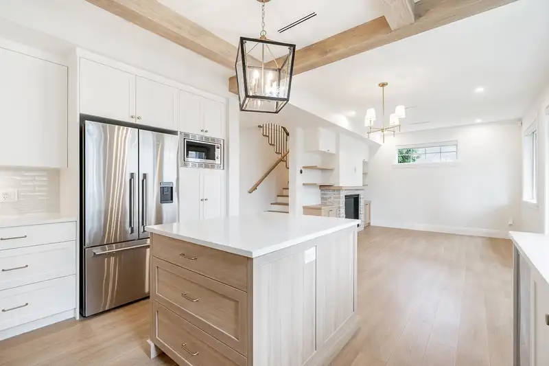 2 5411 CRESCENT DRIVE - photo 1 of 40