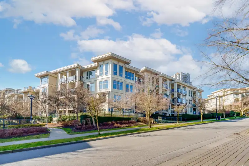 102 250 FRANCIS WAY - photo 1 of 30