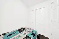 105 15340 GUILDFORD DRIVE - thumbnail 5