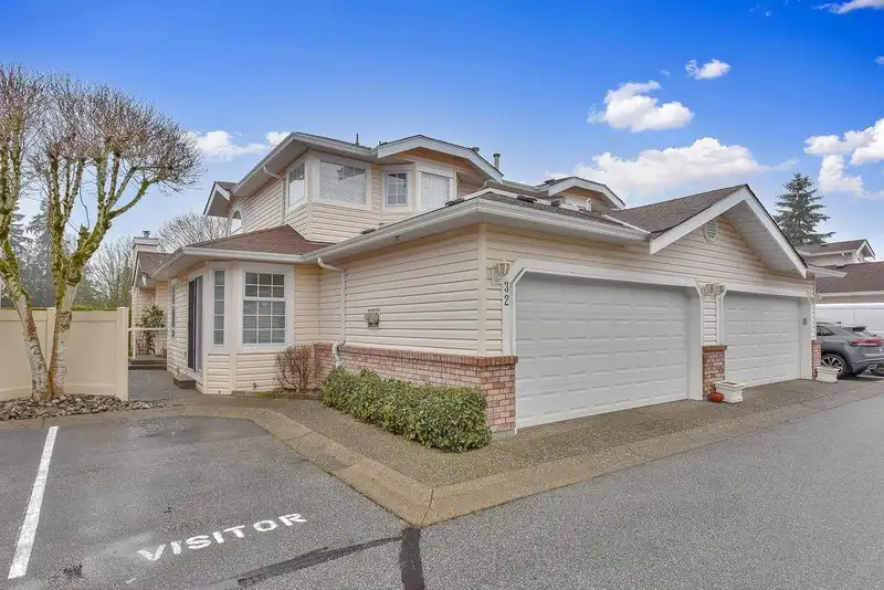 32 9168 FLEETWOOD WAY - photo 1 of 39