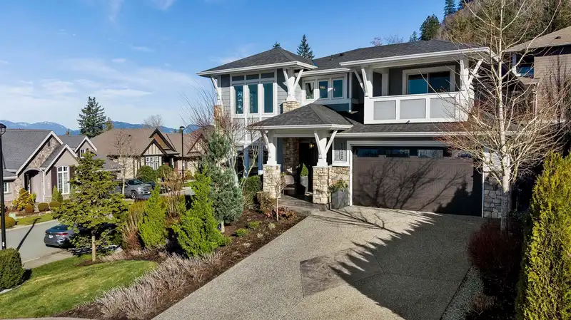 5522 MACLACHLAN PLACE - photo 1 of 40
