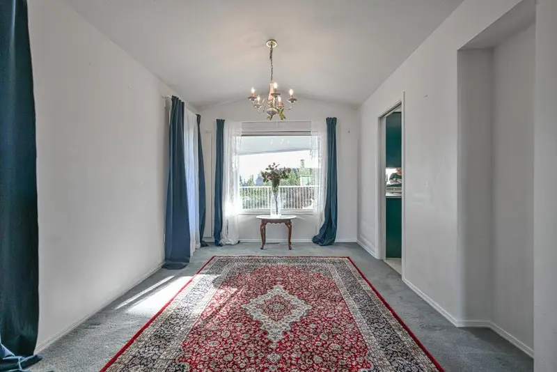 32948 10TH AVENUE - photo 4 of 25