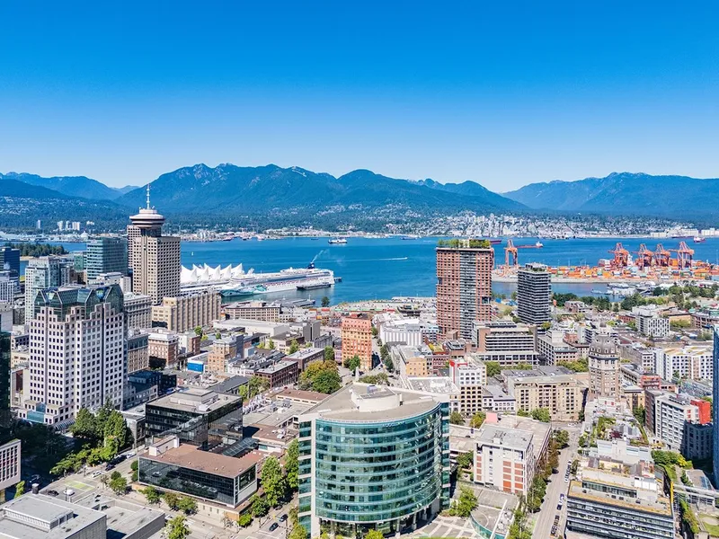 607 161 W GEORGIA STREET - photo 4 of 25