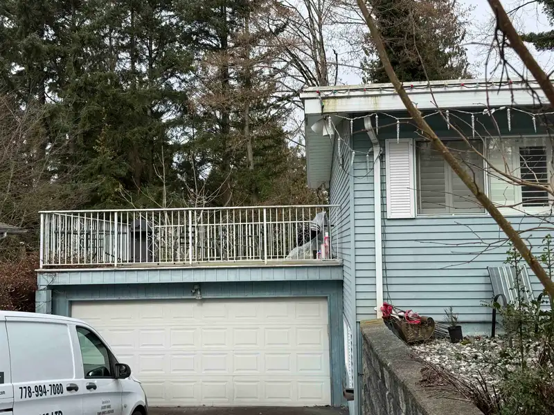13833 114 AVENUE - photo 3 of 33