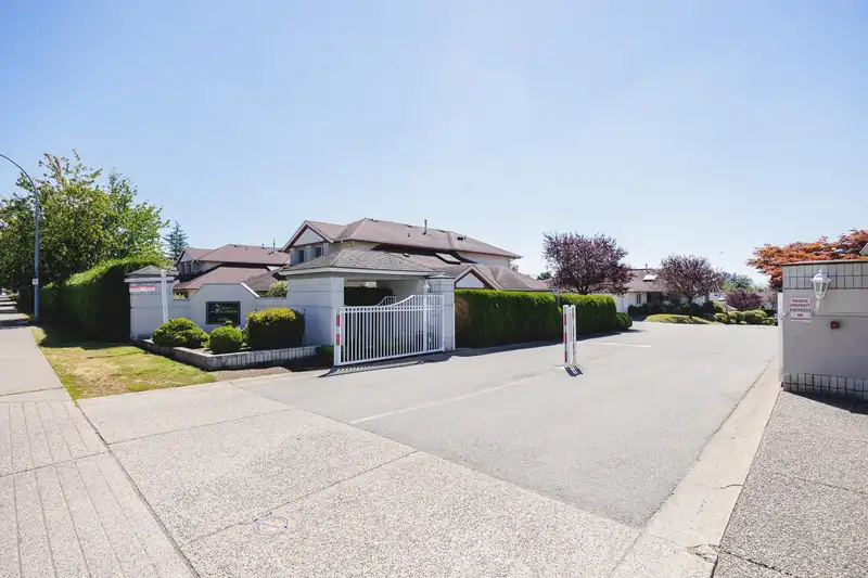 9 31406 UPPER MACLURE ROAD - photo 3 of 40