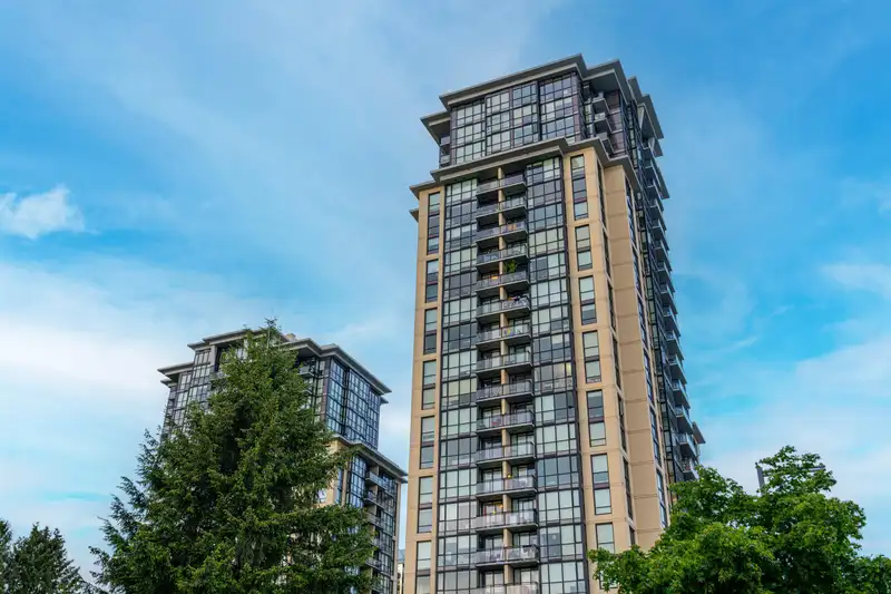 1002 10777 UNIVERSITY DRIVE - photo 1 of 19