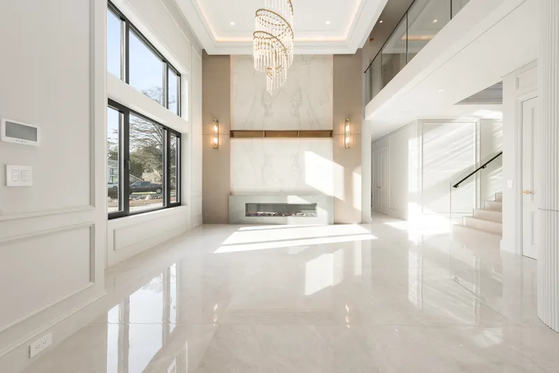 9640 PINEWELL CRESCENT - photo 4 of 25