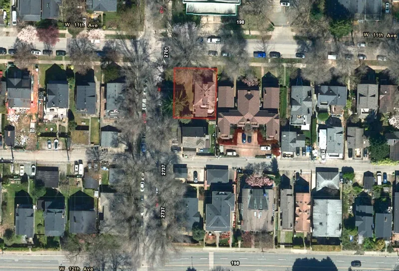 174 W 11TH AVENUE - photo 3 of 3