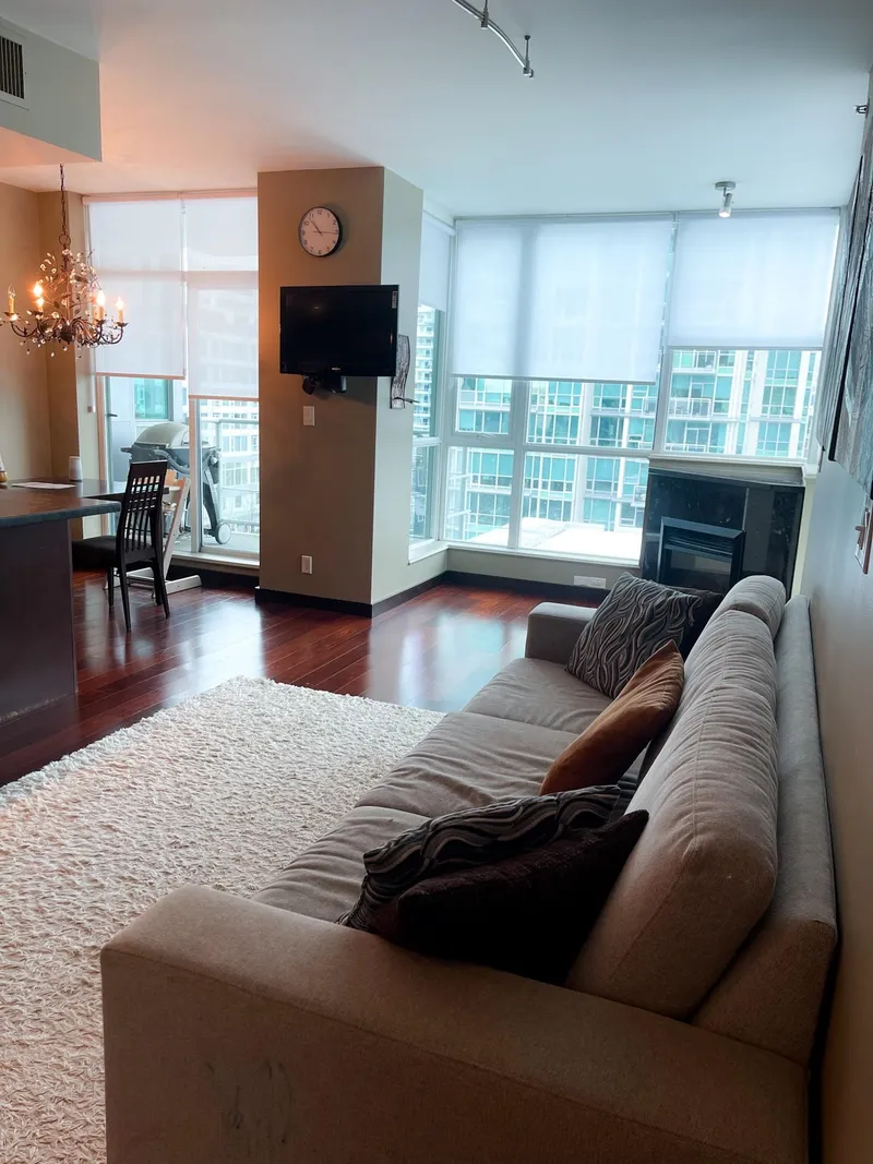 702 168 E ESPLANADE - photo 4 of 23