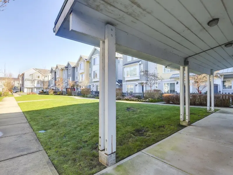 66 5550 ADMIRAL WAY - photo 3 of 25