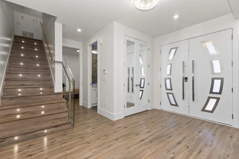 2357 ALDER STREET - photo 4 of 25