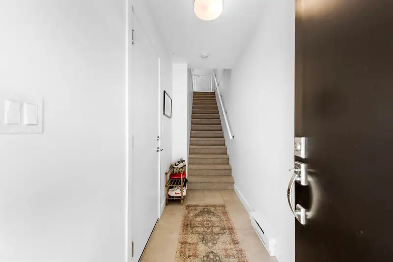 72 4292 WOLF WAY - photo 2 of 40