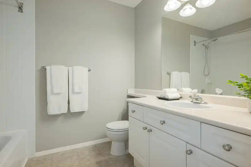 413 8142 120A STREET - photo 4 of 31