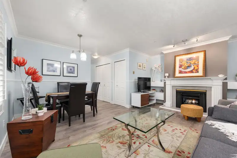 110 725 W 7TH AVENUE - photo 1 of 40