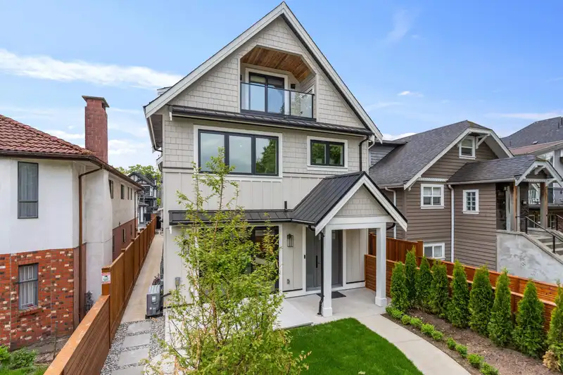 1 2258 NAPIER STREET - photo 1 of 32