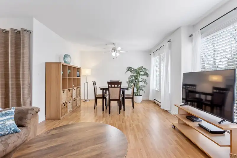36 2450 LOBB AVENUE - photo 4 of 35