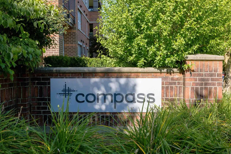 309 6815 188 STREET - photo 2 of 25