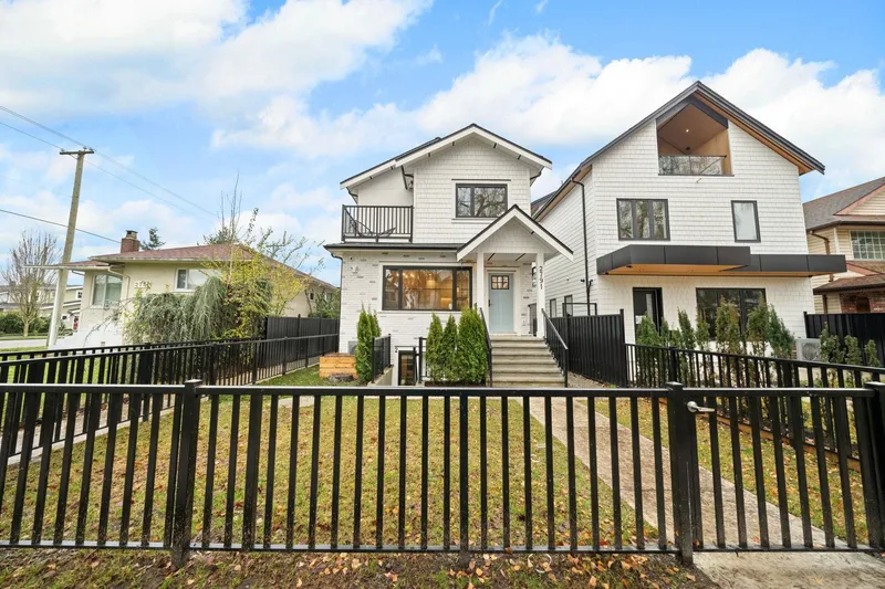 2791 W 21ST AVENUE - photo 2 of 25