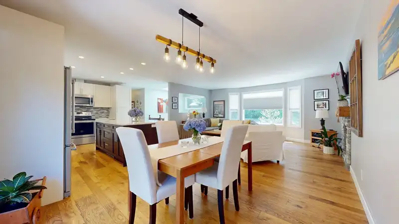38549 WESTWAY AVENUE - photo 4 of 29
