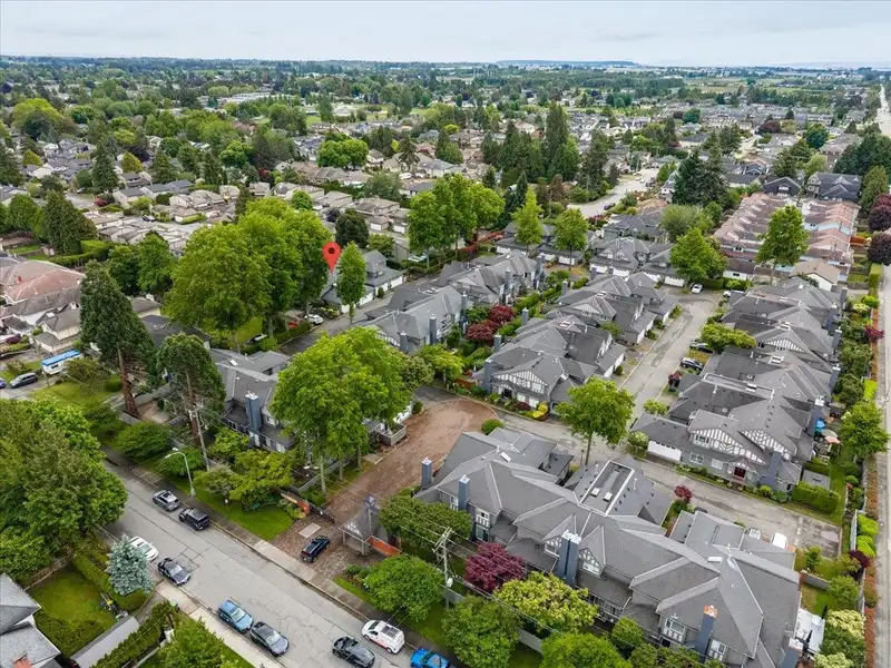 29 6100 WOODWARDS ROAD - photo 3 of 40