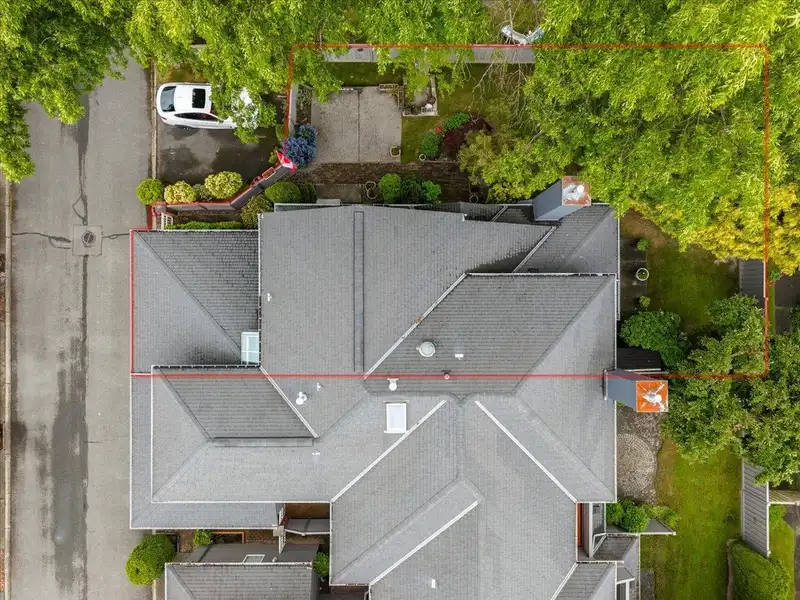 29 6100 WOODWARDS ROAD - photo 4 of 40
