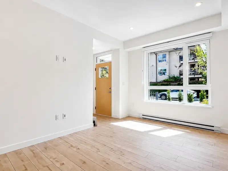 117 13777 75A AVENUE - photo 4 of 23