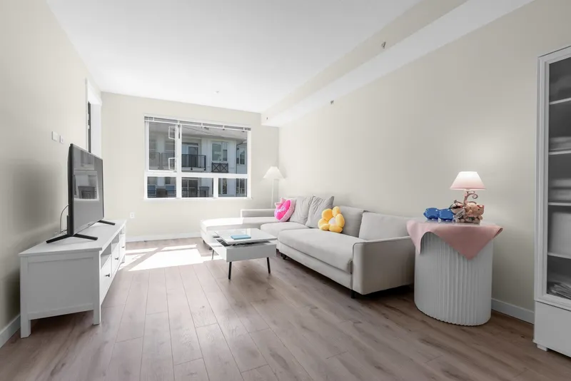 315 9233 ODLIN ROAD - photo 2 of 18