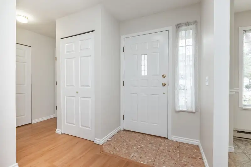 23 8737 212 STREET - photo 4 of 40